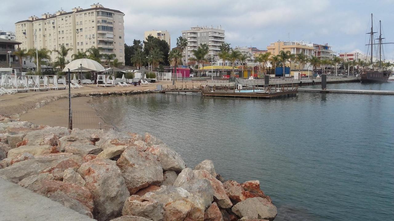 Primerisima Linea De Playa De Gandia Vt-45633-V Luaran gambar